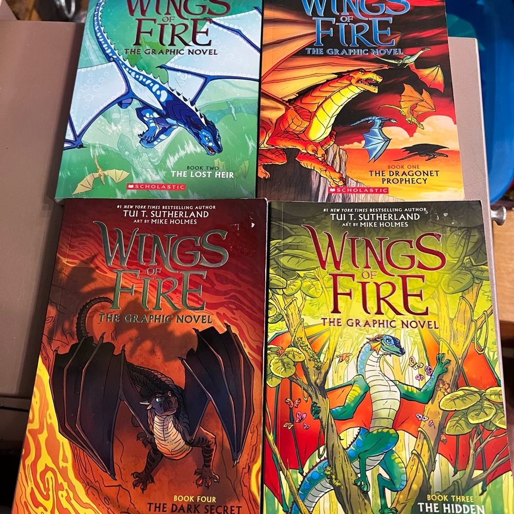Scholastic Wings of Fire Graphic Novels - Blue, Red, Green Covers